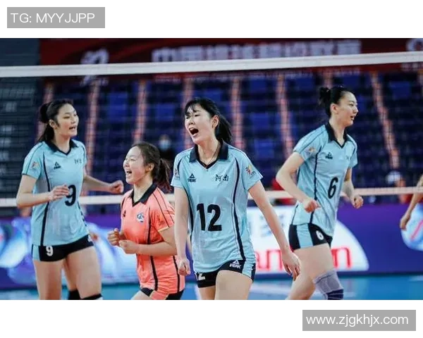 北京篮球队在世锦赛积分榜上以72分稳居第一名展现强劲实力